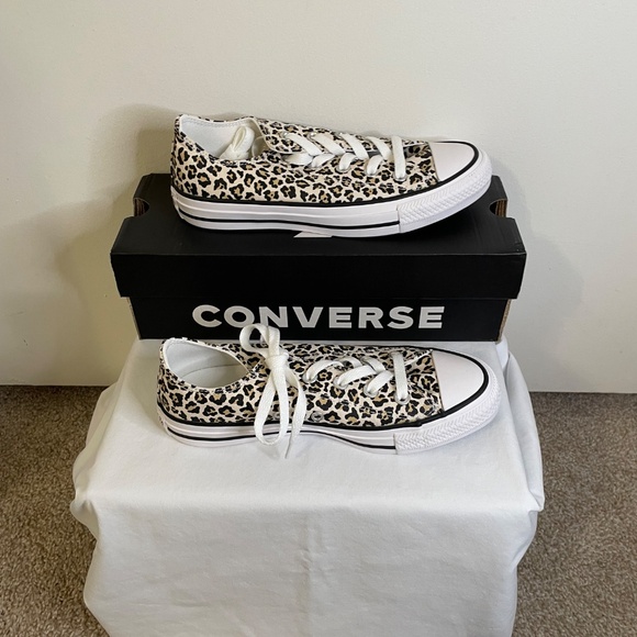 CONVERSE-Cheetah Print in Black, Driftwood-Women US Size 6/ Men US Size 4-NWT - Picture 6 of 13